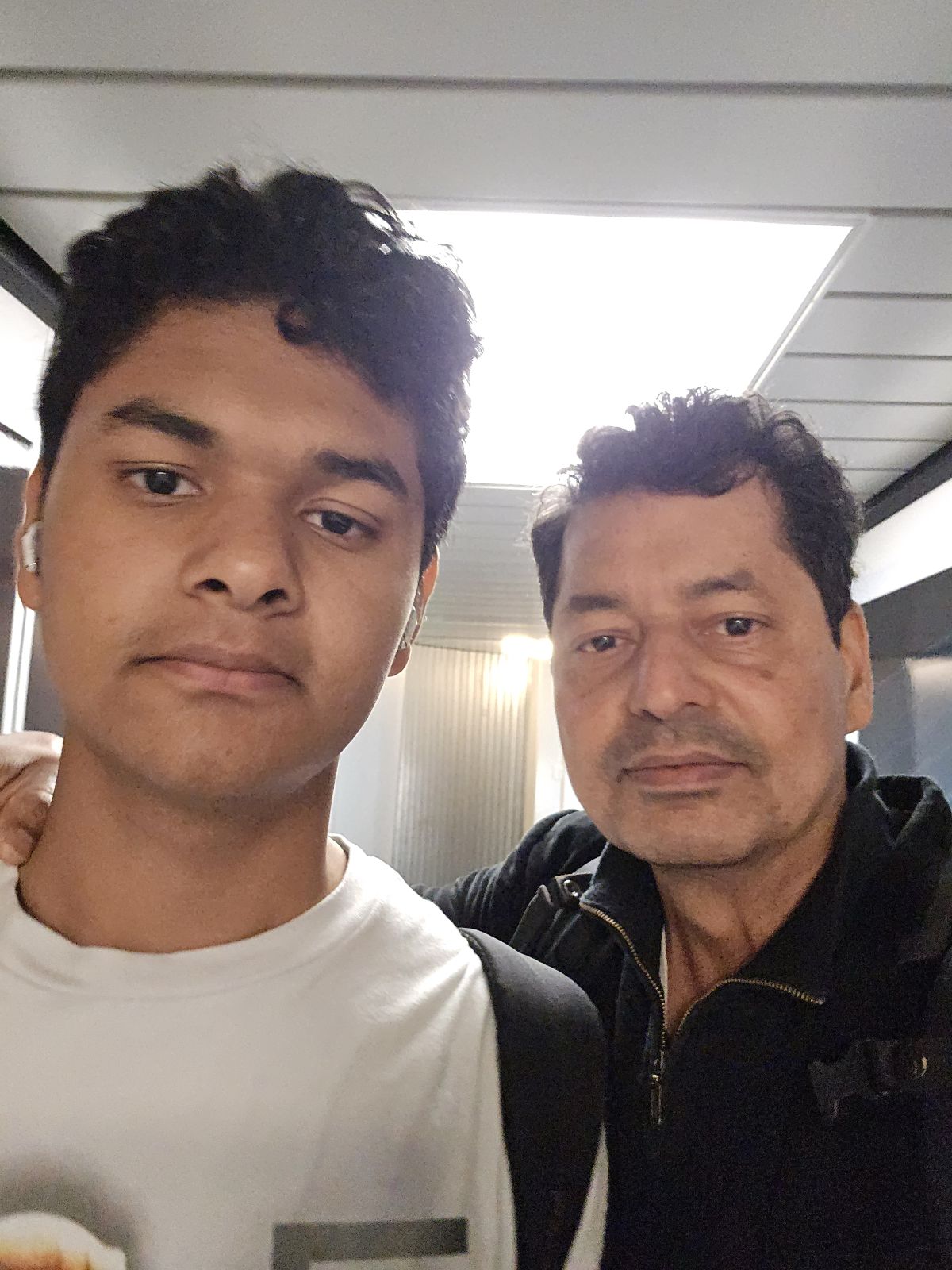 Appa and Arya, the classic selfie